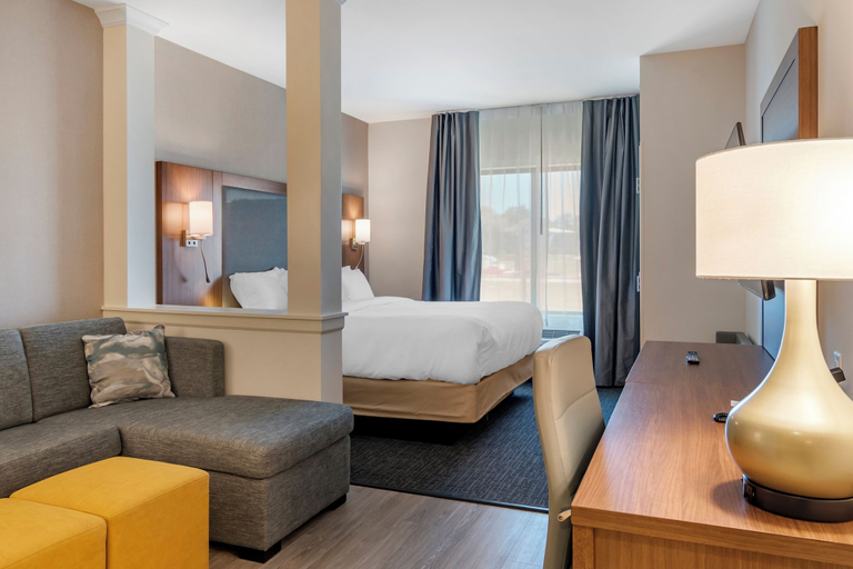 Bedroom 3, Comfort Suites Grandview - Kansas City, Kansas City