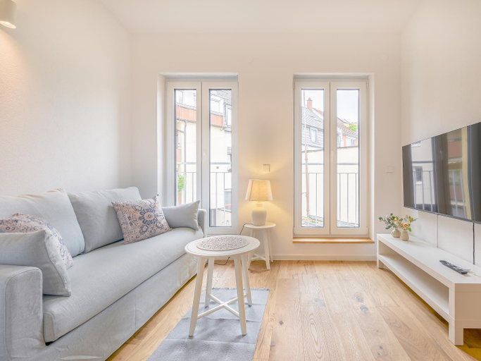 Others 5, FLAIR Homes - Design Apartments with Smart-TV, Self Check-in & Free Parking, Karlsruhe