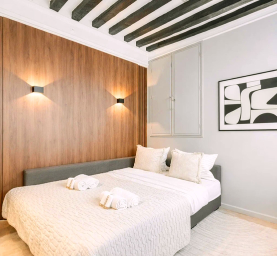 Bedroom 4, 1632 StMartin, Paris