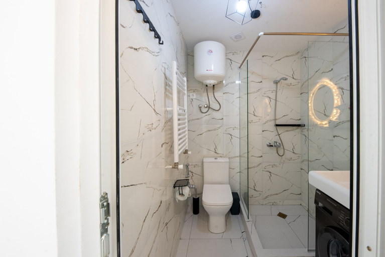 Bathroom 3, HB apartments Chitadze, Tbilisi