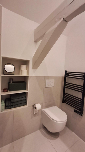 Bathroom 3, Inn the Green, Zeist