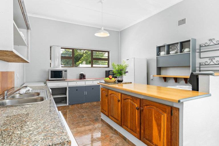 Interior 2, The Kleinmond Cottage, Overberg