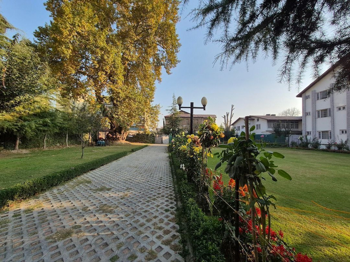 Others 4, Hotel Meridien River Front Rajbagh, Srinagar
