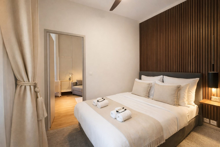 Bedroom 4, 1630 Ponthieu, Paris