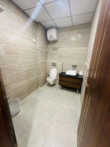 Bathroom, The Urban Villa, Gautam Buddha Nagar