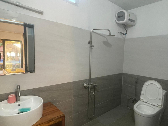 Bathroom 3, Chunlii Homestay, Hàm Thuận Nam