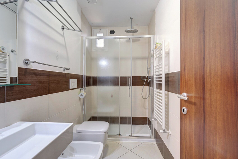 Bathroom 4, Ai Pozzi Village Resort & SPA, Savona