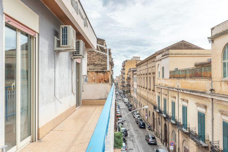 Exterior 4, D'Ossuna Central Home by Wonderful Italy, Palermo
