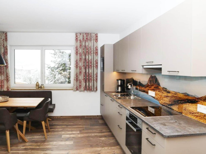Others 5, Apartment in Bramberg near Cable Car, Zell am See