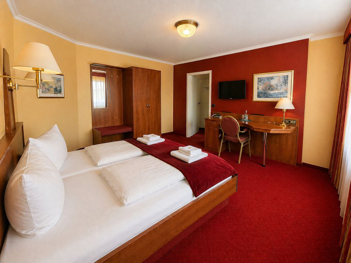 Bedroom 3, Hotel Schwarzenbek, Herzogtum Lauenburg