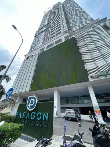 5, Paragon Suites @ CIQ L26 By UCome Homestay, Johor Bahru