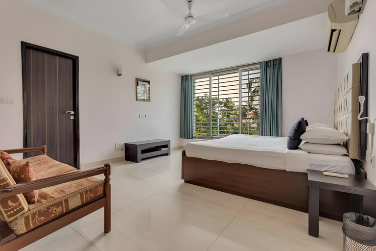Bedroom 2, Arotel Rooms & Suites, North Goa