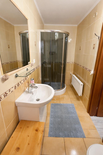 Bathroom 2, Agroturystyka Gorski Wypoczynek, Sucha