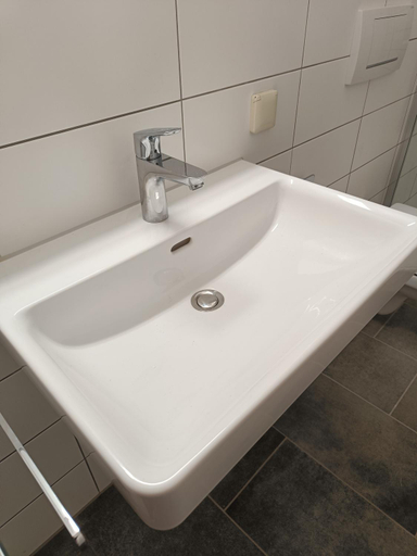 Bathroom 3, Zum Goldenen Schwanen, Ostallgäu