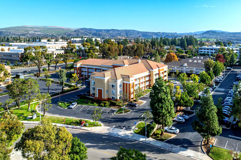 Exterior, Madison Suites Brea, Orange