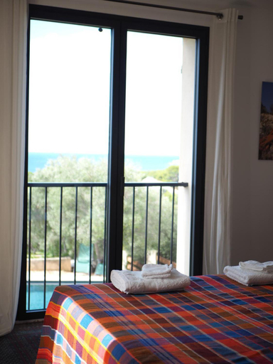 Bedroom, Les Cactus Bleus, Bouches-du-Rhône