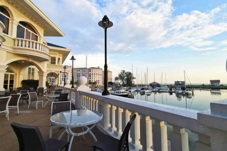 Garden 4, PD Admiral Cove Private Unit - Up to 4 Pax, Port Dickson