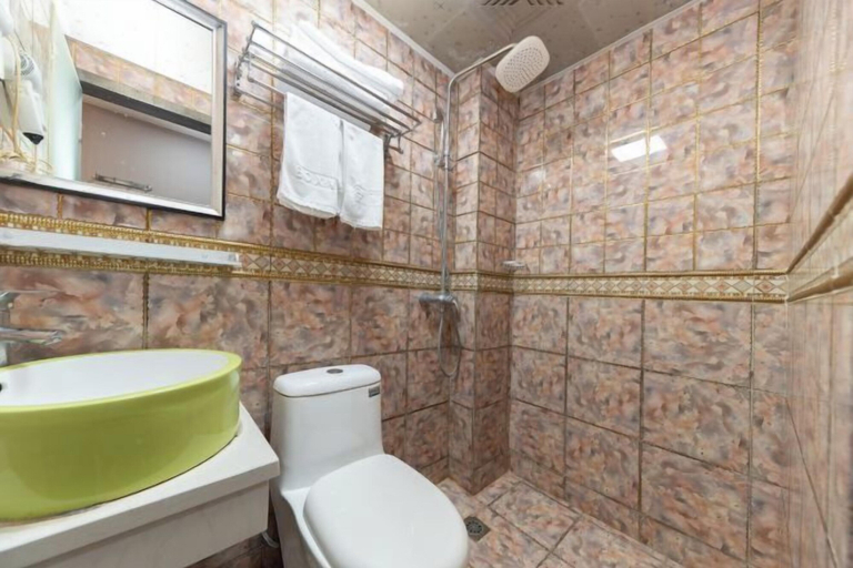 Bathroom 3, Shanghai Boxin Business Hotel, Shanghai