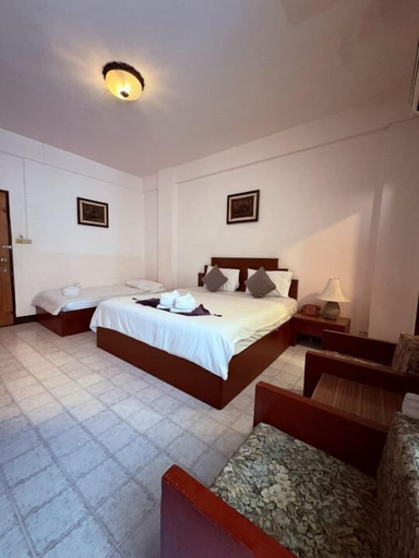 Bedroom 3, Romeo Palace, Pattaya