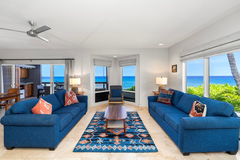 Living area 2, Oceanfront Kanaloa Condo - Pools, Hot Tubs & Sunset Views- Vrkcv, Hawaii