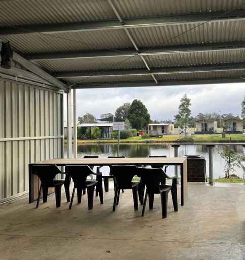 Food & Drinks 3, C & C Park, N. Grampians - Stawell