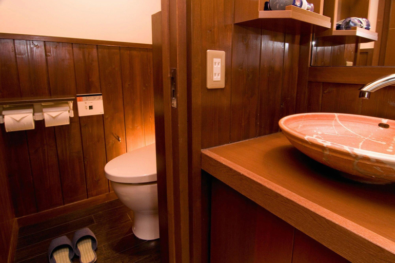 Bathroom 4, Hakone Kowakien Mikawaya Ryokan, Hakone