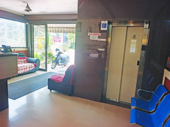 Others 5, Adheesh Lodge, Dakshina Kannada