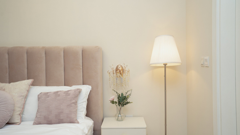 Room 5, 2 BR Apts. in JBR Shams 1 by Luxaura, Dubai