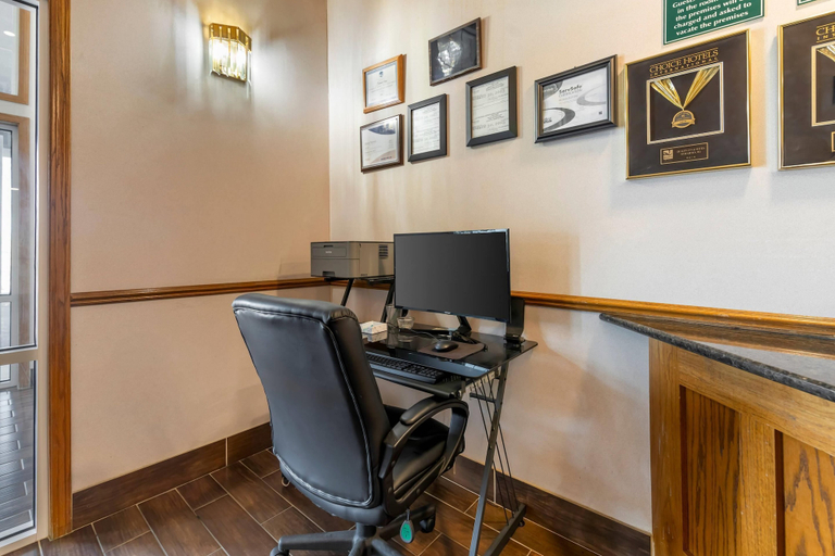 Others 5, Quality Inn & Suites Stoughton - Madison South, Dane