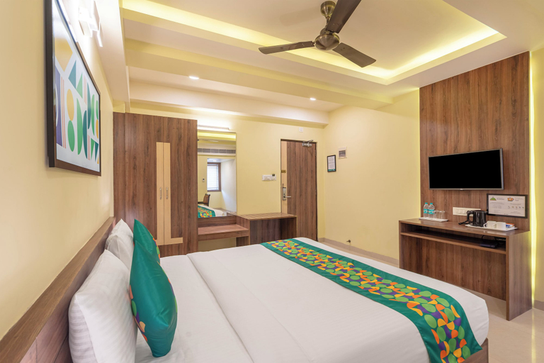 Room 5, Treebo Golden Stay Electronic City, Bangalore