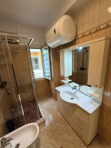 Bathroom 4, ApartHotel by Comfort Suites, Kavajës