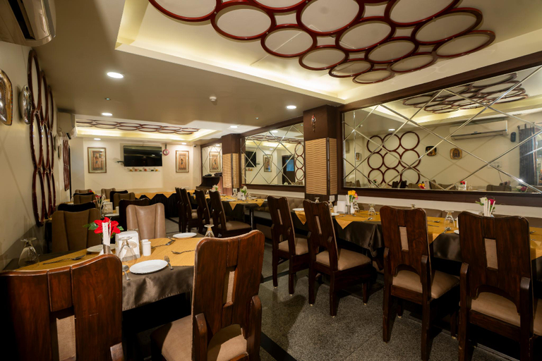 Food & Drinks 4, Hotel Shree Vatika, Bhopal