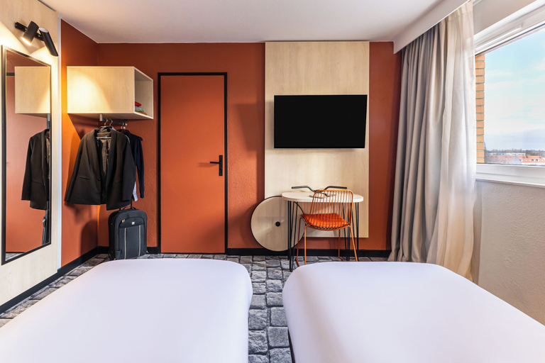 Bedroom 3, Ibis Styles Lille Villeneuve d’Ascq, Nord