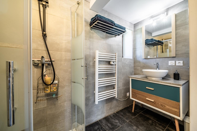 Bathroom 3, Chalet Tante Emma proche Lac Leman, Haute-Savoie