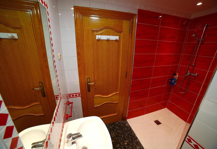 Bathroom 4, Villa Serymar, Granada