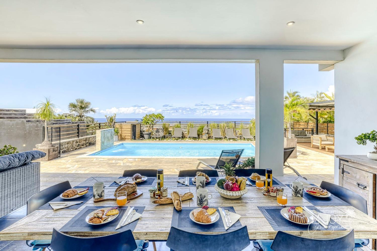 Food & Drinks 4, VILLA SYLBRIA - 4-bedroom villa heated pool & sea view, L'Étang-Salé