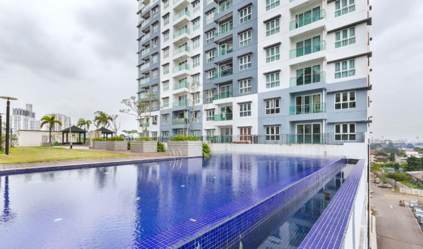Sport & Beauty 2, Seasons Larkin Apartment By RR JBcity, Johor Bahru