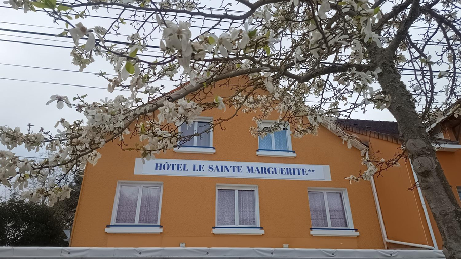 Exterior & Views 1, Hôtel Restaurant Le Sainte Marguerite, Loire-Atlantique