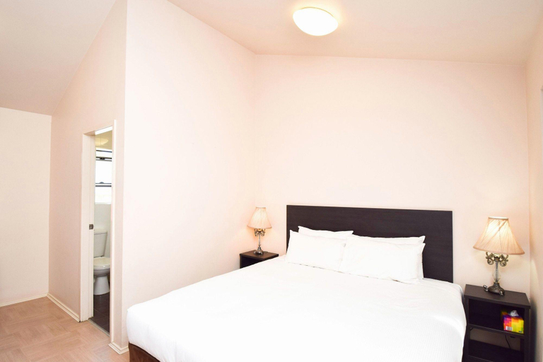 Bedroom 2, Station Hotel Motel, Cessnock