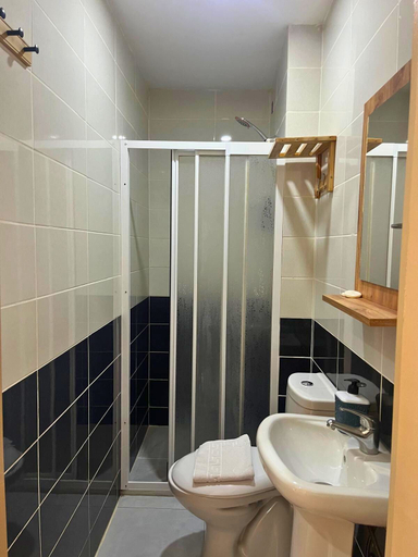 Bathroom 5, Otantik Hotel, Fatih