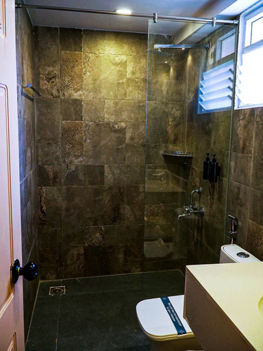 Bathroom 2, Anaasa Resorts, Tiruvannamalai