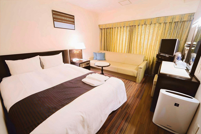 Bedroom 5, Hotel Claiton Esaka, Suita