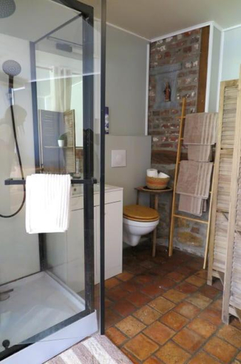 Bathroom, La maison de Barbara, Liège