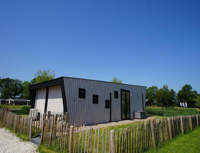 Others 1, Waterside Chalet Escape Near Kampen, Dronten