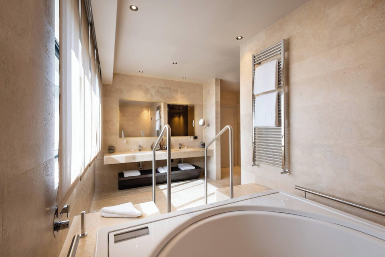 Bathroom 5, A.Roma Lifestyle Hotel, Rome