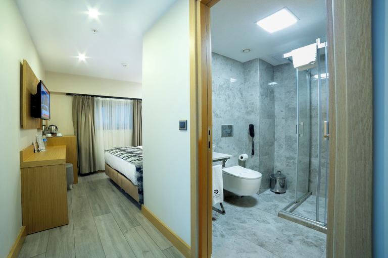 Bathroom 5, Downtown Sirkeci Hotel, Fatih
