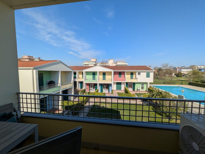Balcony/terrace 4, Charming two-level villa with pool, Venezia