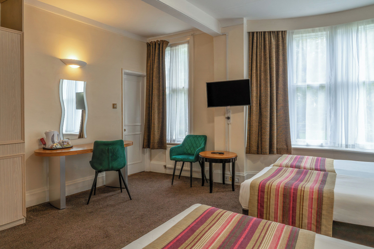 Bedroom 2, Heathlands Hotel Bournemouth, Bournemouth