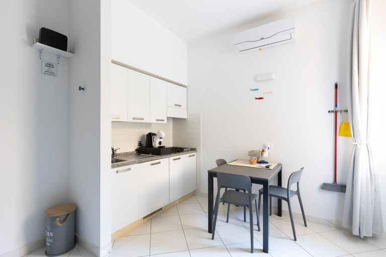 Others 3, Camere Margot, La Spezia
