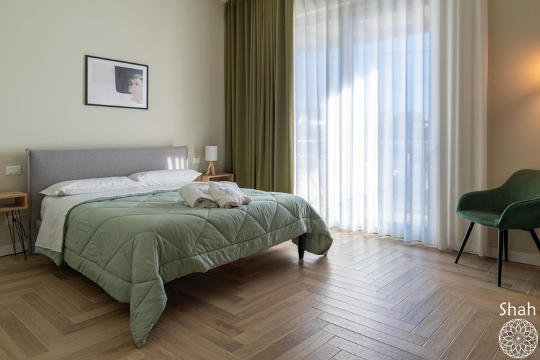 Others 5, SHAH Rooms&relax, Taranto
